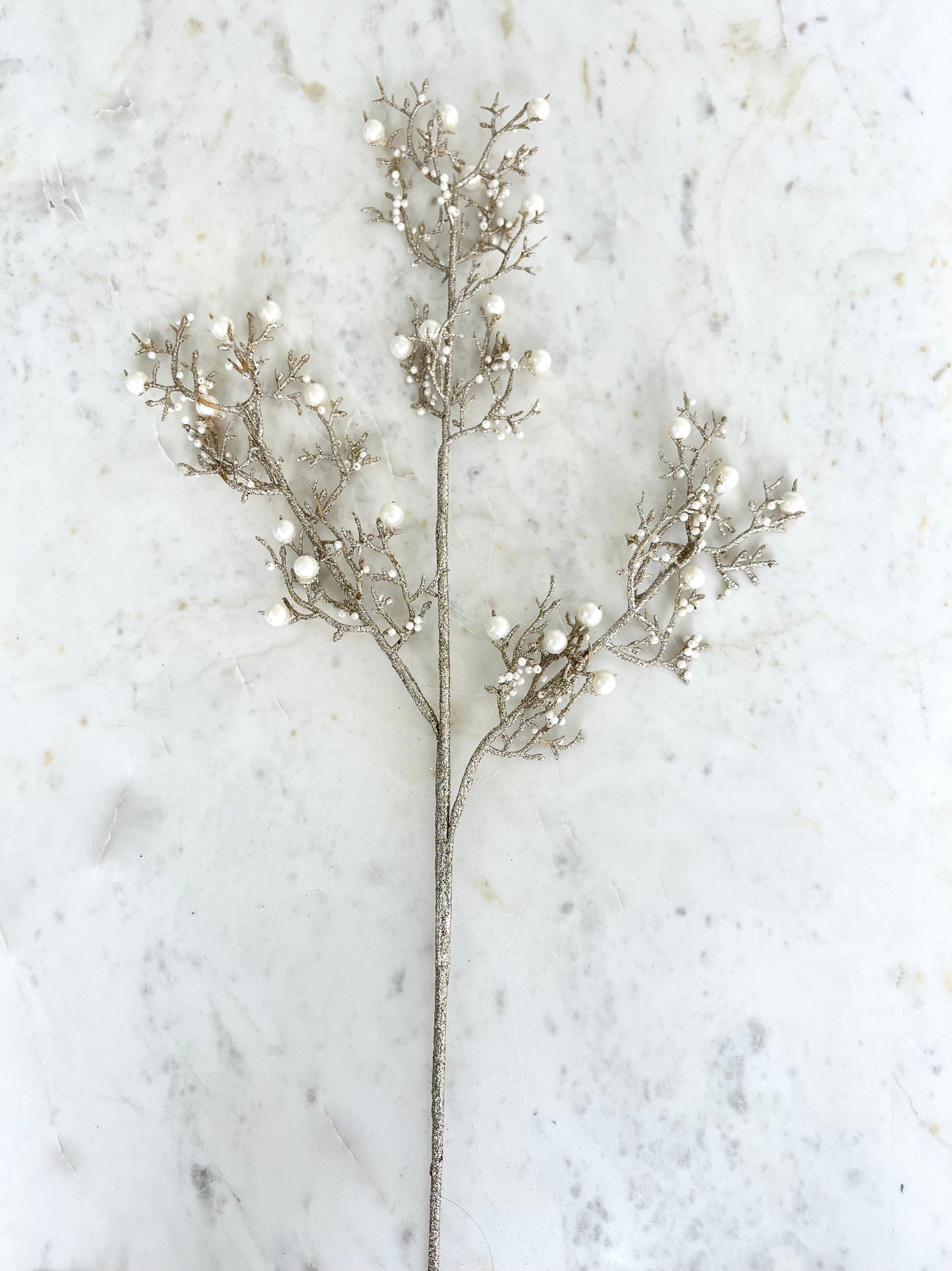 Glittery Pearl Spray 26" L