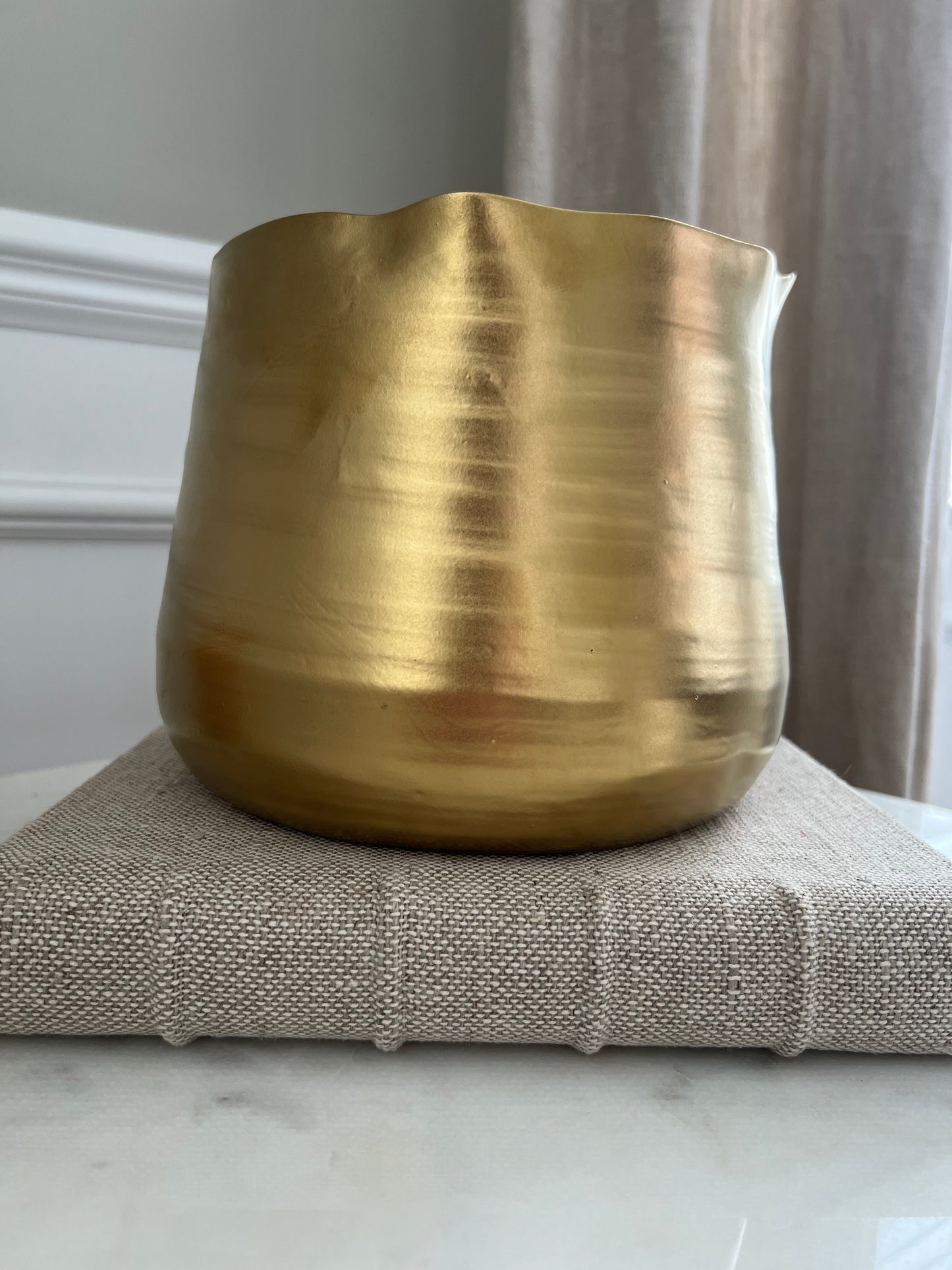 Eagan Pot 7.5" H