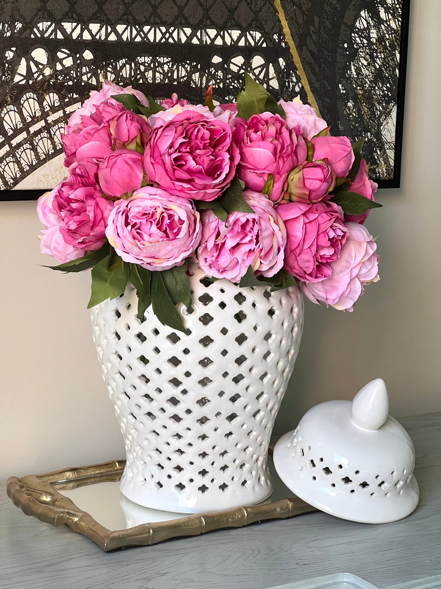 17" White Clover Ginger Jar