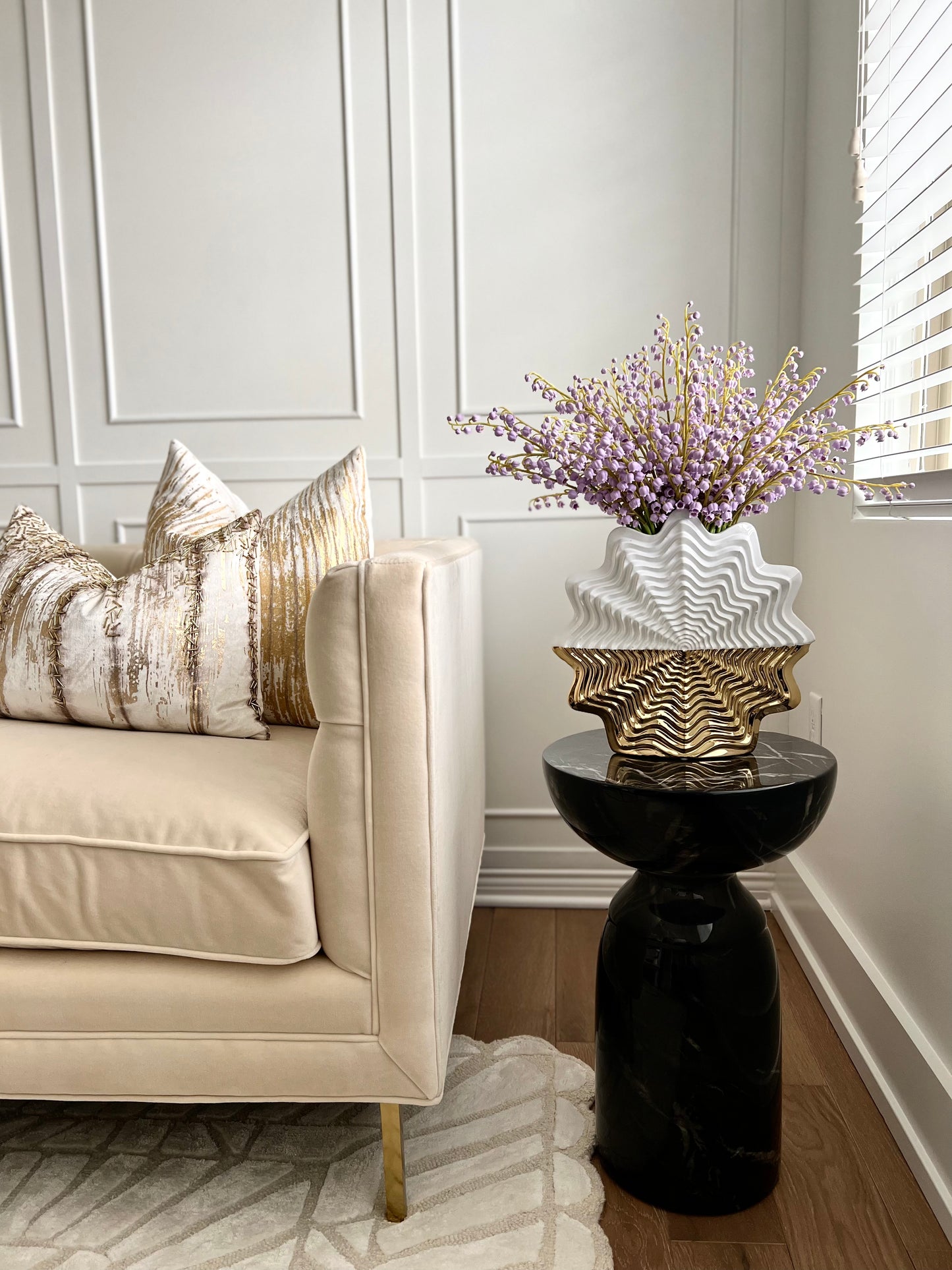 White & Gold Round Pleated Vase