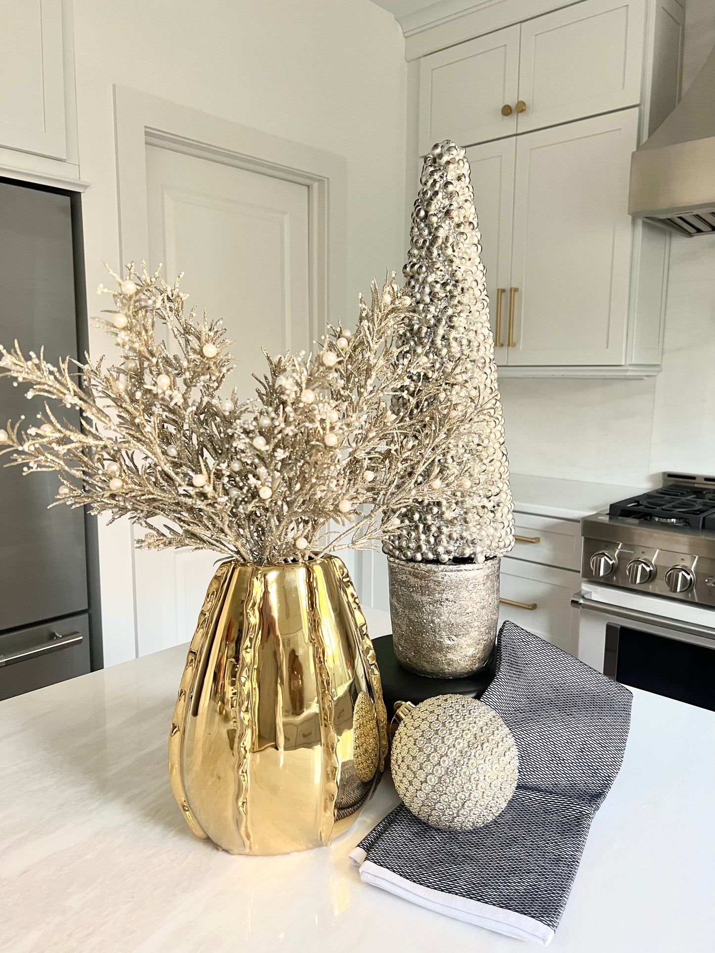 Berry Cone Tree 24” H