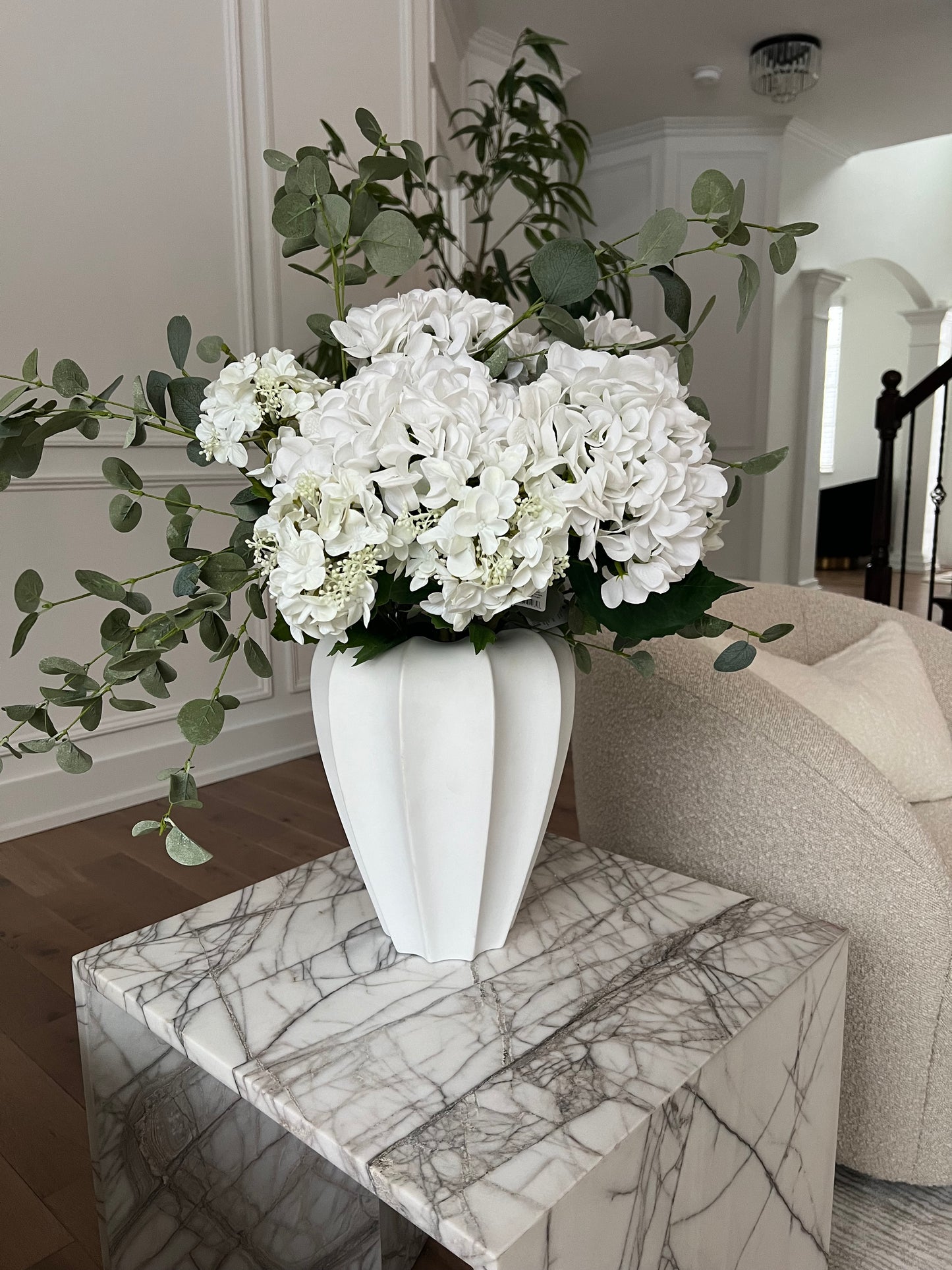 White Real Touch Hydrangea Stem 20" L